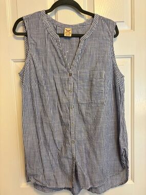 Faded Glory Blue and White Striped Sleeveless Button Front Tank